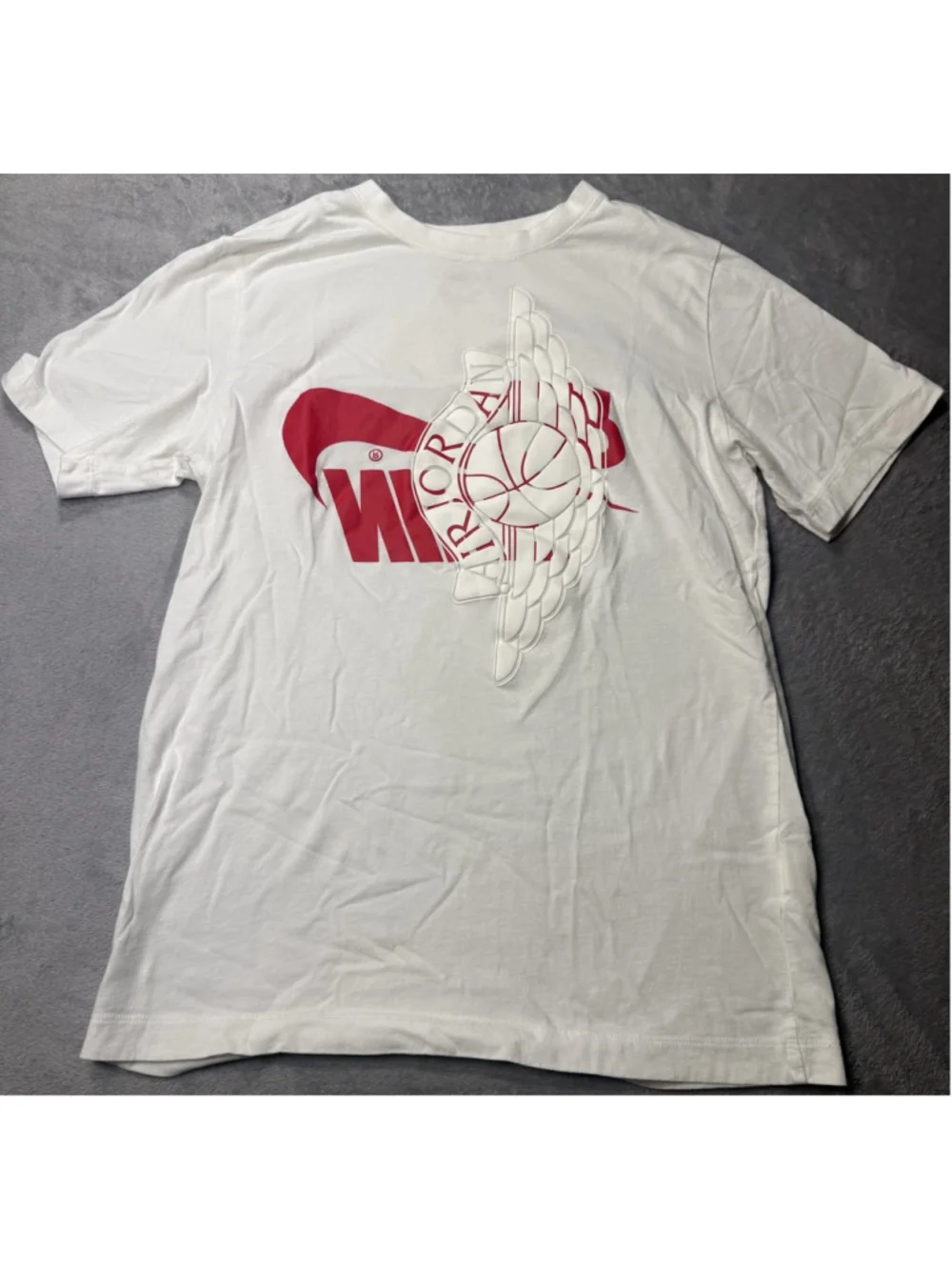Nike Air Jordan Mens Small Short-Sleeve TShirt White Red